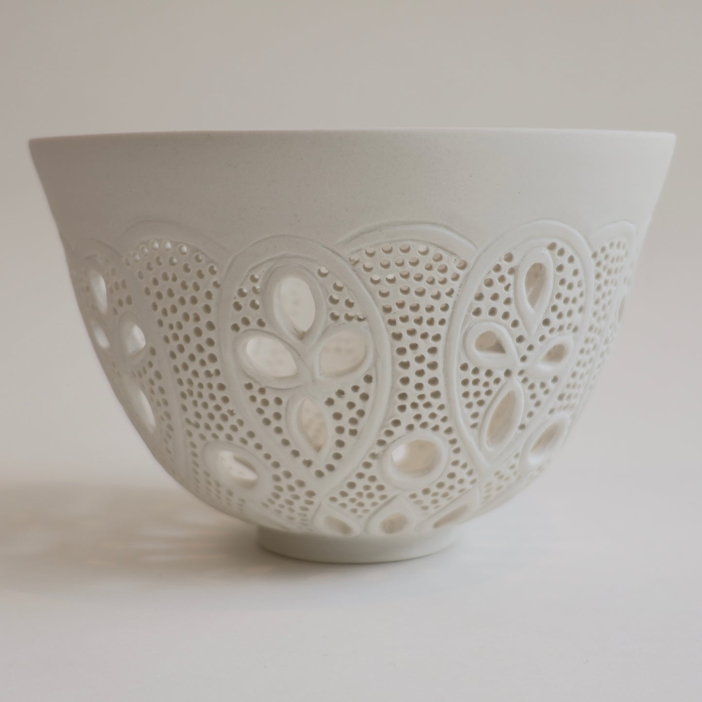 Lace Pattern Bowl