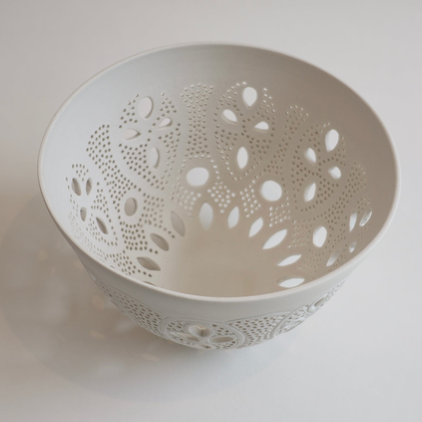 Lace Pattern Bowl