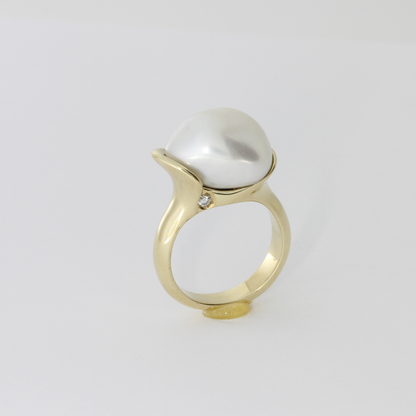 Broome Pearl & Diamond Gold Ring