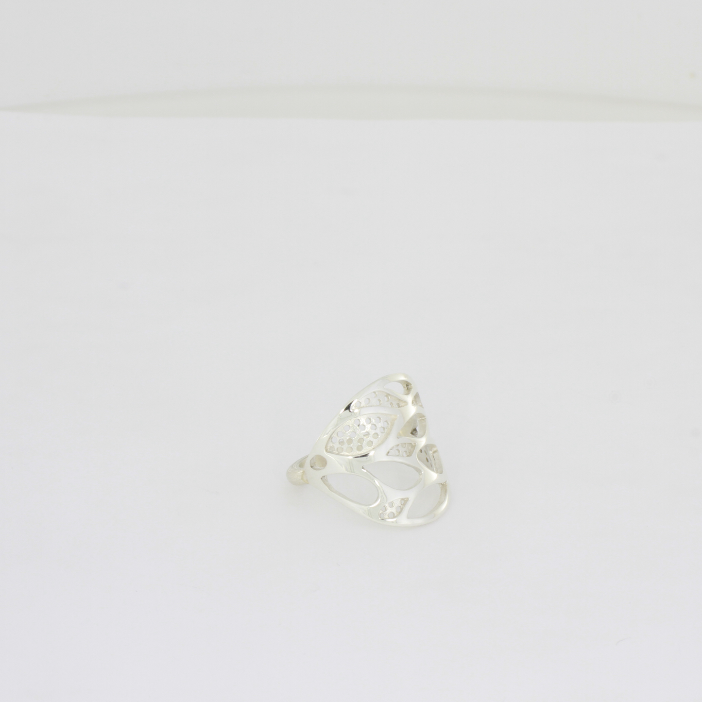 Lace Leaf Ring